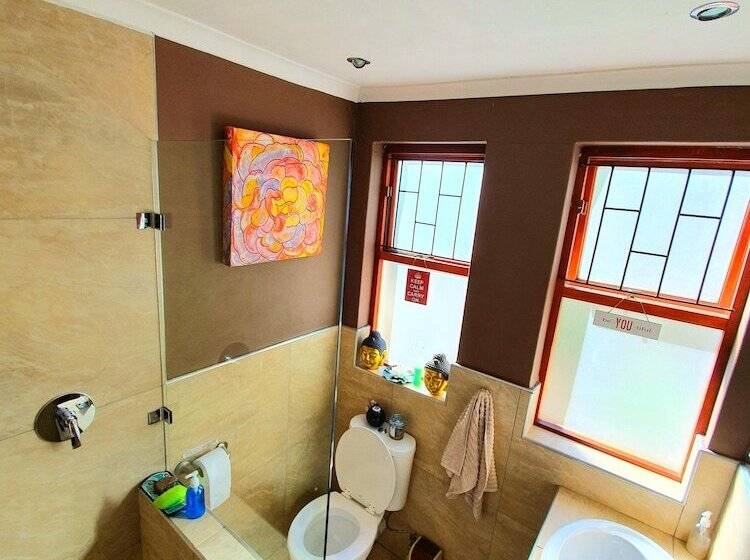 פנסיון Happy Homes Imhoffs Gift