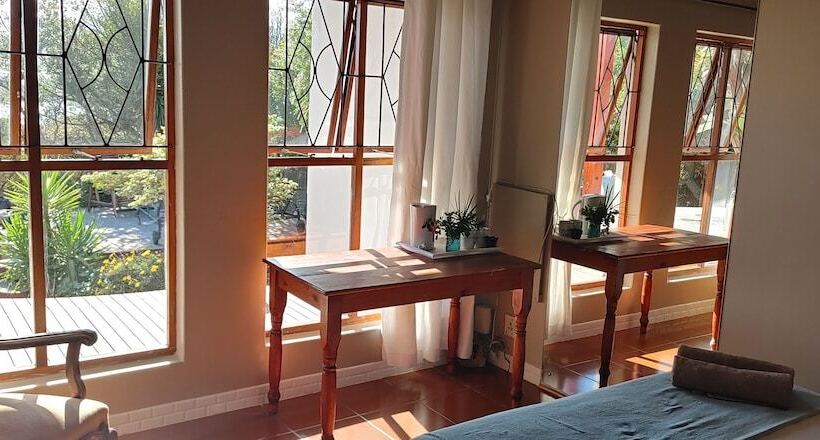 פנסיון Happy Homes Imhoffs Gift