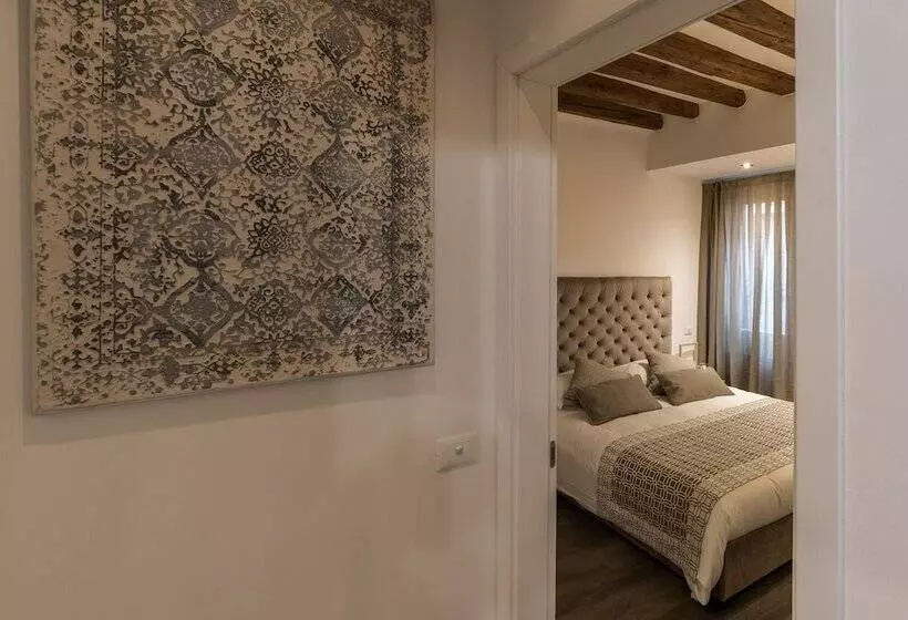 پانسیون La Loggia Della Luna