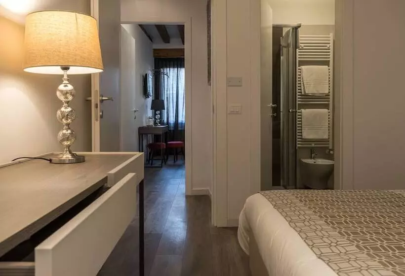 پانسیون La Loggia Della Luna