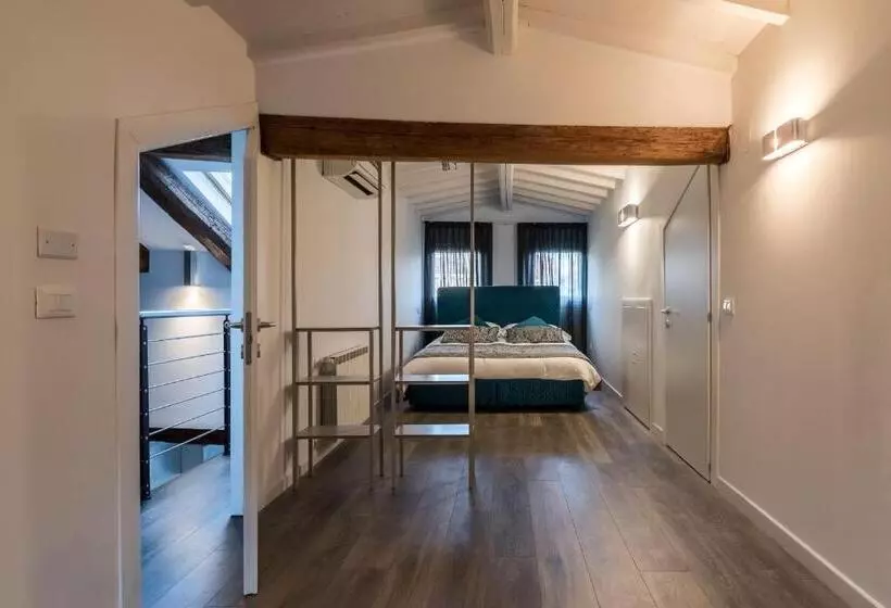 پانسیون La Loggia Della Luna