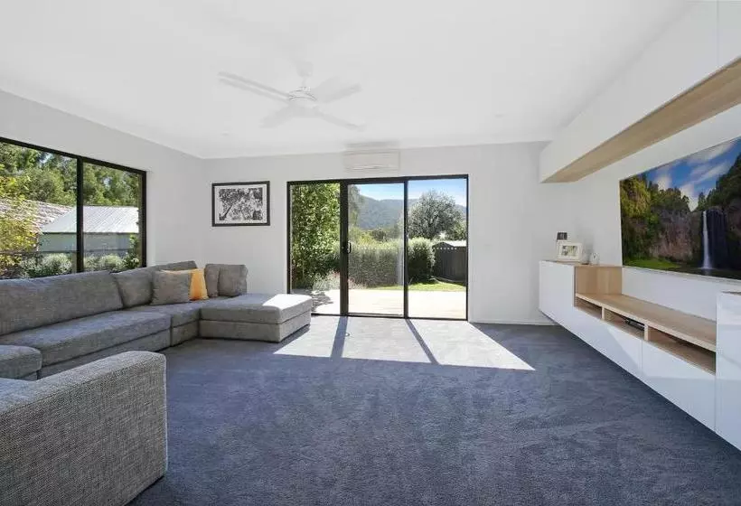 Always Bright  A Bright Escape