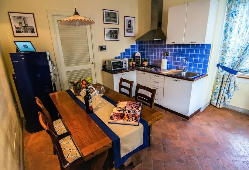 مبيت وإفطار Palazzo Mari