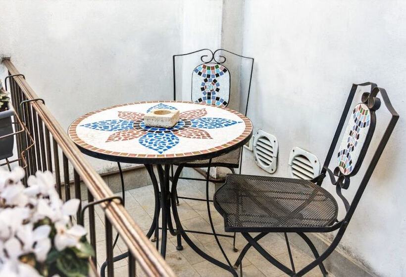 مبيت وإفطار Palazzo Mari