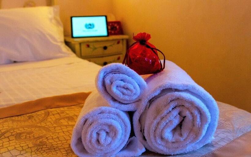 مبيت وإفطار Palazzo Mari