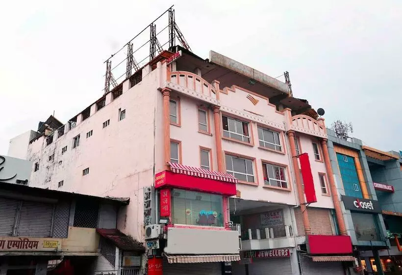 Fabhotel Ct Palace New Market