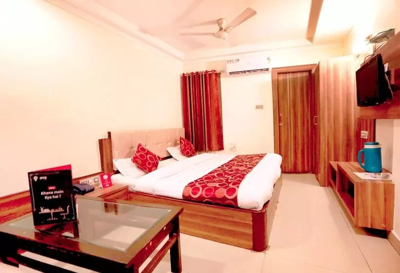 Fabhotel Ct Palace New Market