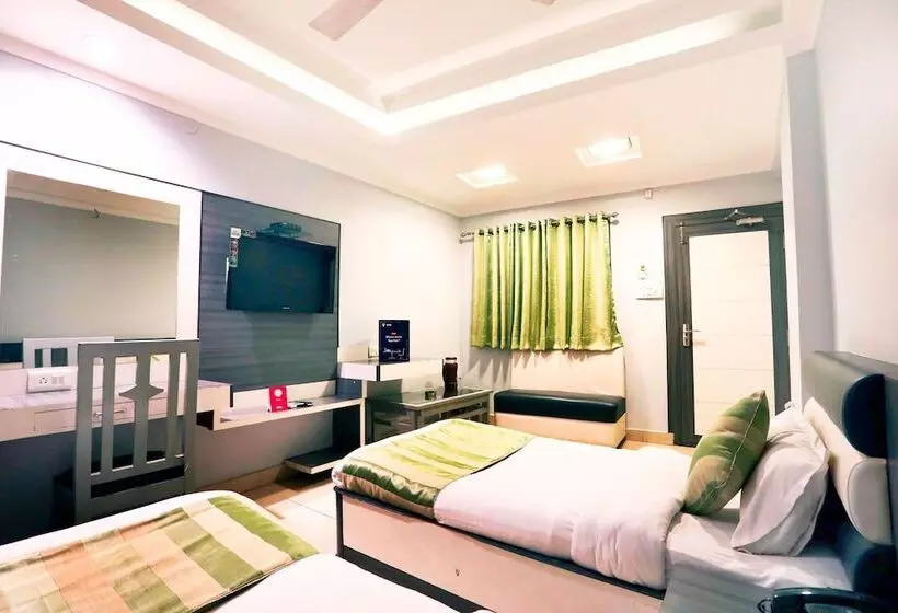 Fabhotel Ct Palace New Market