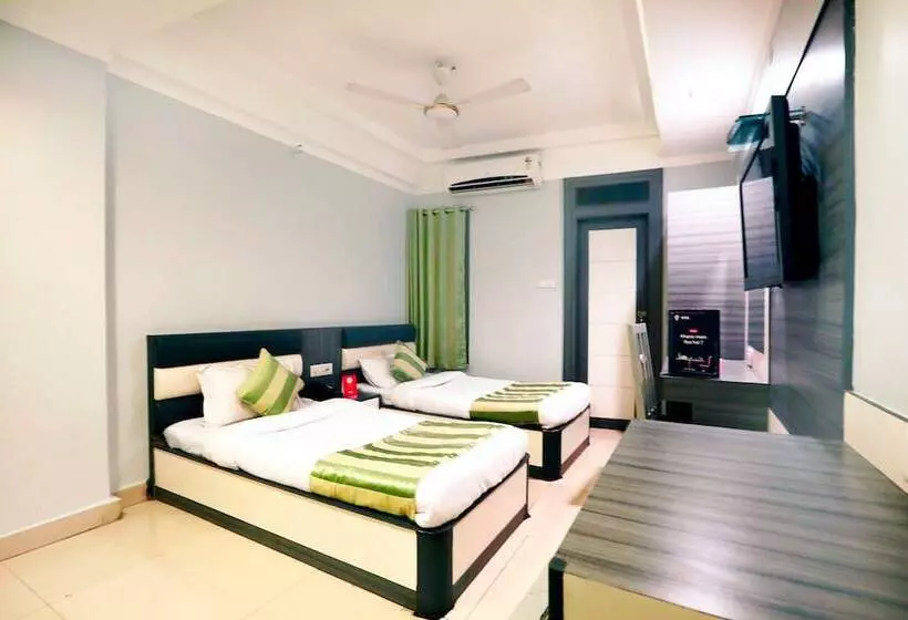 Fabhotel Ct Palace New Market
