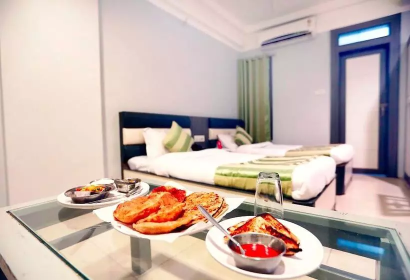 Fabhotel Ct Palace New Market