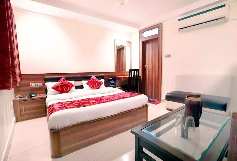 Fabhotel Ct Palace New Market