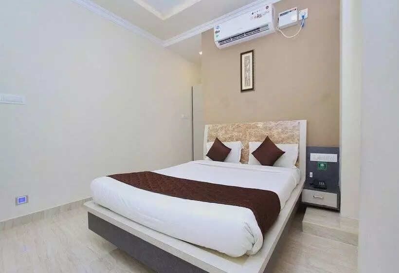 هتل Bouvana Residency