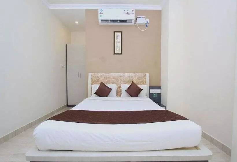 هتل Bouvana Residency