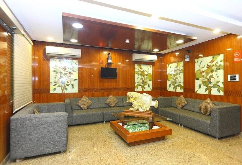 ホテル Flagship 479 By Oyo Rooms