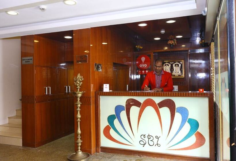 ホテル Flagship 479 By Oyo Rooms