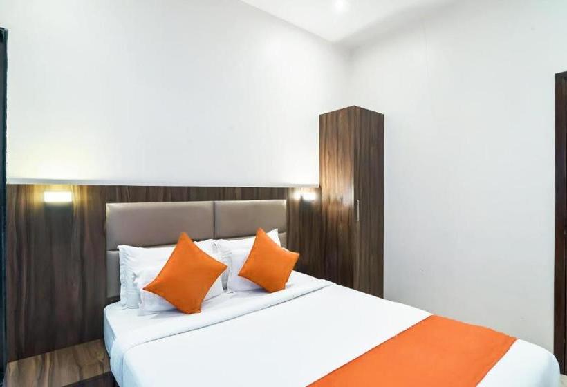 Hotel Sea Grand Colaba