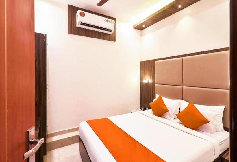 Hotel Sea Grand Colaba