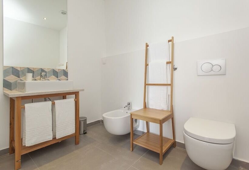 Pension Lisbon Old Town Guest House