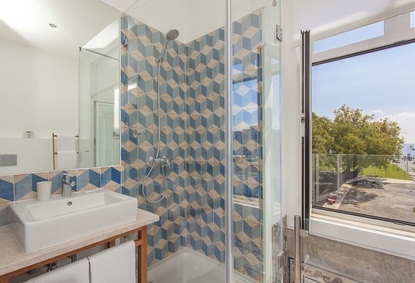 Pension Lisbon Old Town Guest House