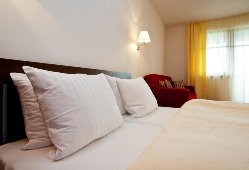 פנסיון Penzion Ravence