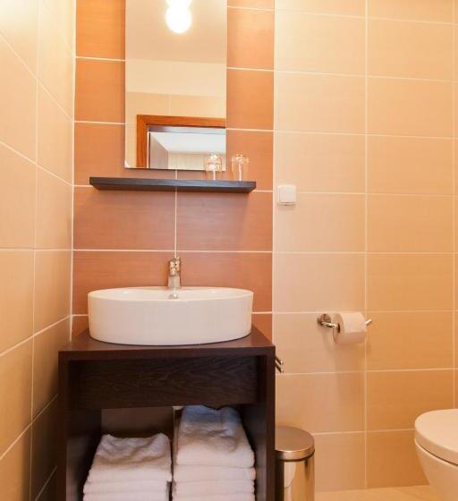 פנסיון Penzion Ravence