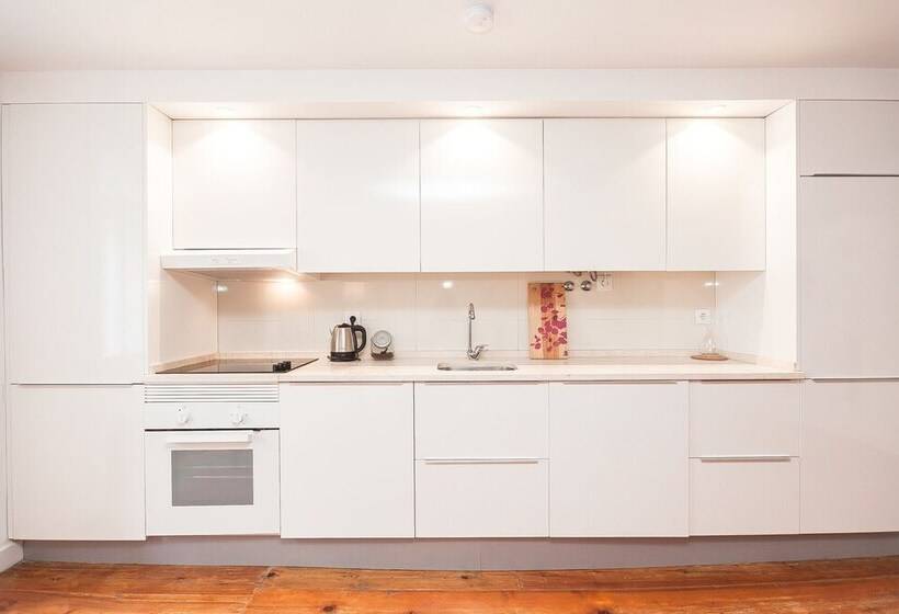 The Lisbon Way Apartments