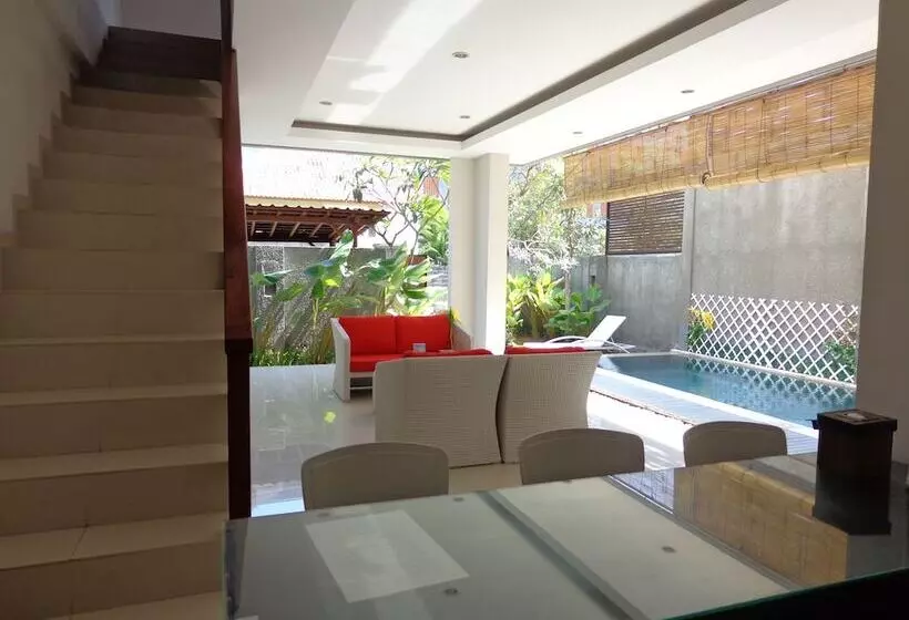 ベッドアンドブレックファースト Villa Kalma Canggu