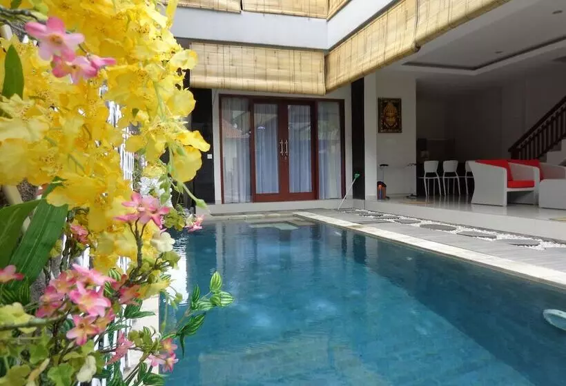 ベッドアンドブレックファースト Villa Kalma Canggu