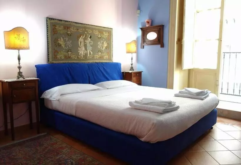 تختخواب و صبحانه Vittorio Emanuele Rooms Di Prinzi