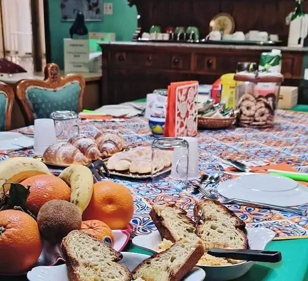تختخواب و صبحانه Vittorio Emanuele Rooms Di Prinzi