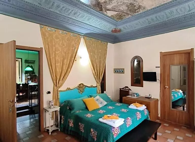 تختخواب و صبحانه Vittorio Emanuele Rooms Di Prinzi