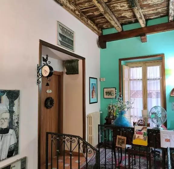 تختخواب و صبحانه Vittorio Emanuele Rooms Di Prinzi