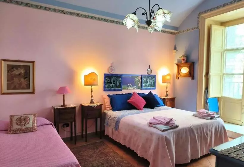 تختخواب و صبحانه Vittorio Emanuele Rooms Di Prinzi