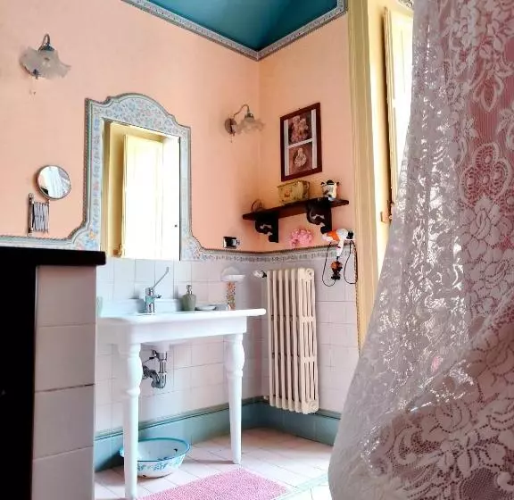 تختخواب و صبحانه Vittorio Emanuele Rooms Di Prinzi