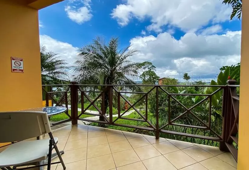 ホテル Arenal Garden Lodge