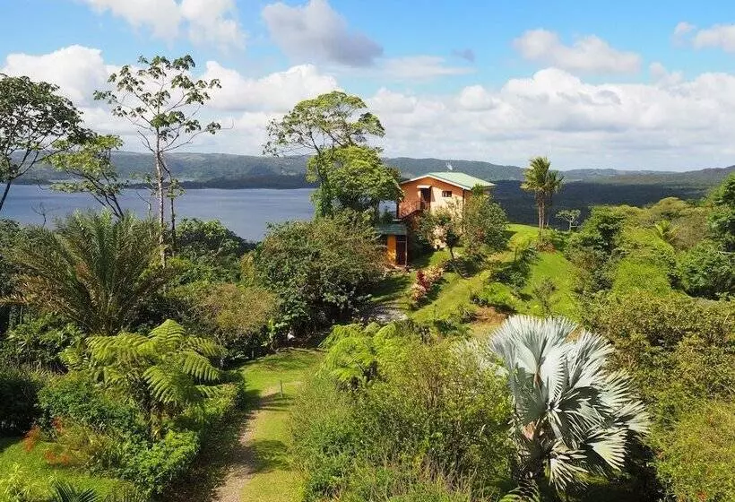 ホテル Arenal Garden Lodge