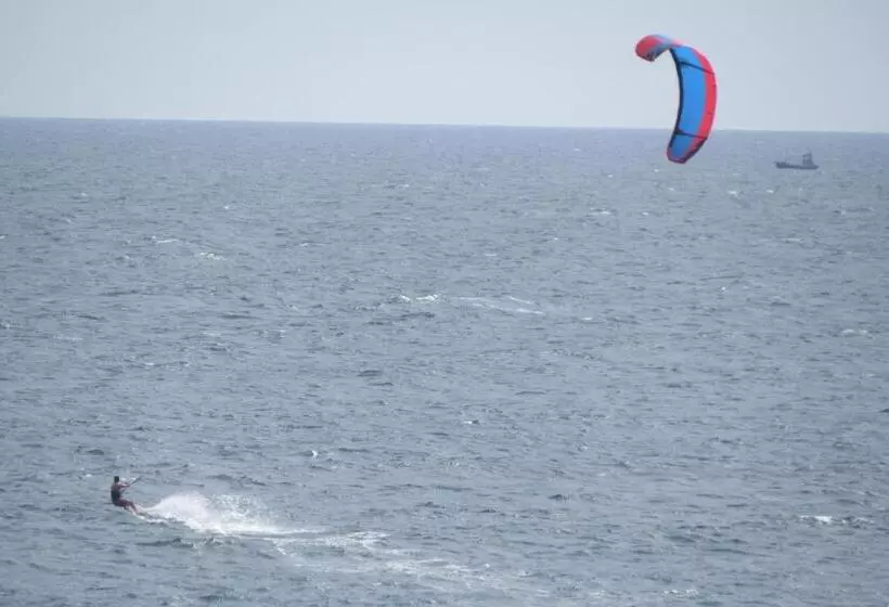 ホテル Sailors Mirissa