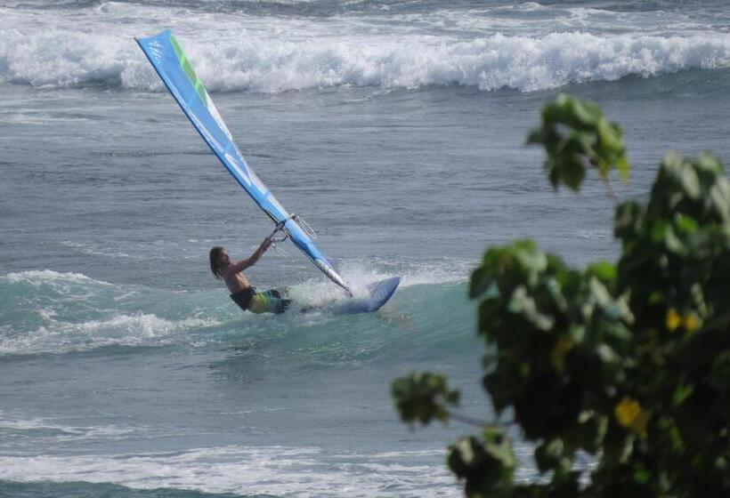 בית מלון כפרי Sailors Mirissa