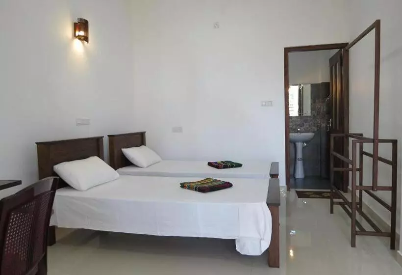 ホテル Sailors Mirissa