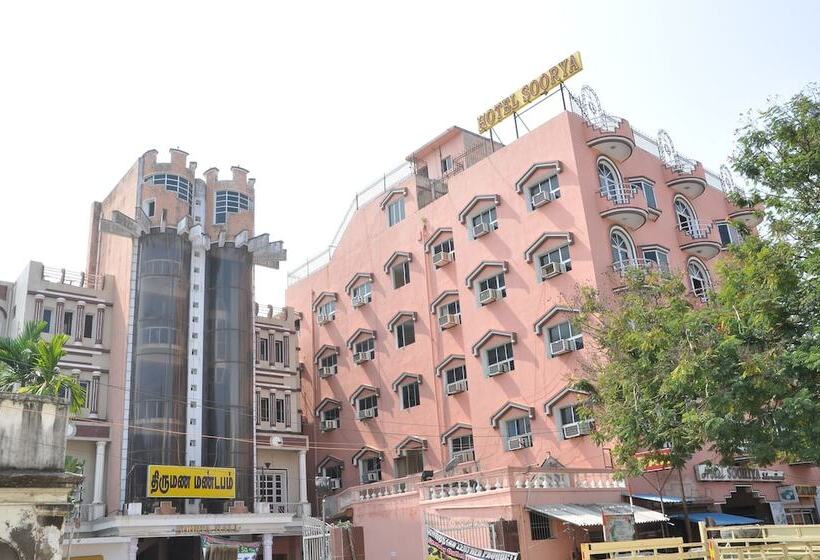 هتل Soorya International