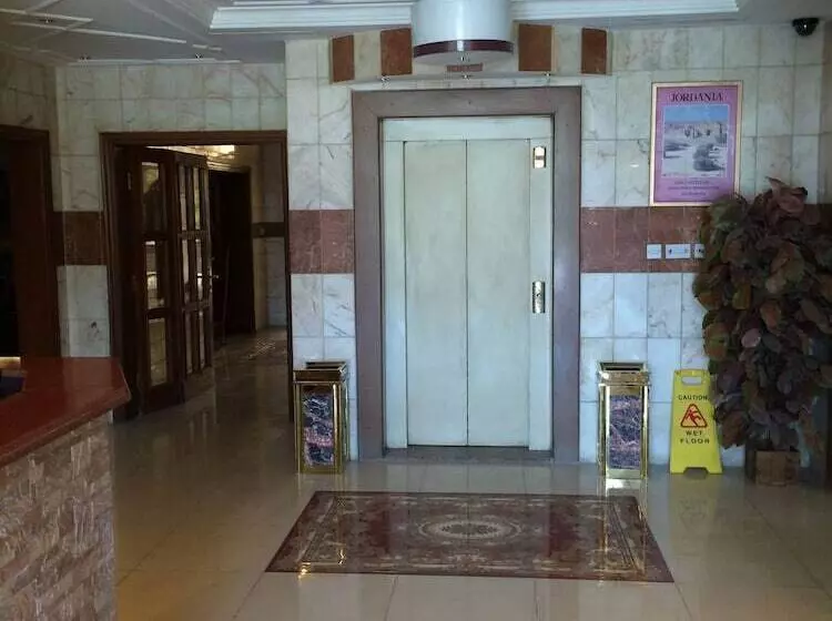 Muomen Hotel Suites