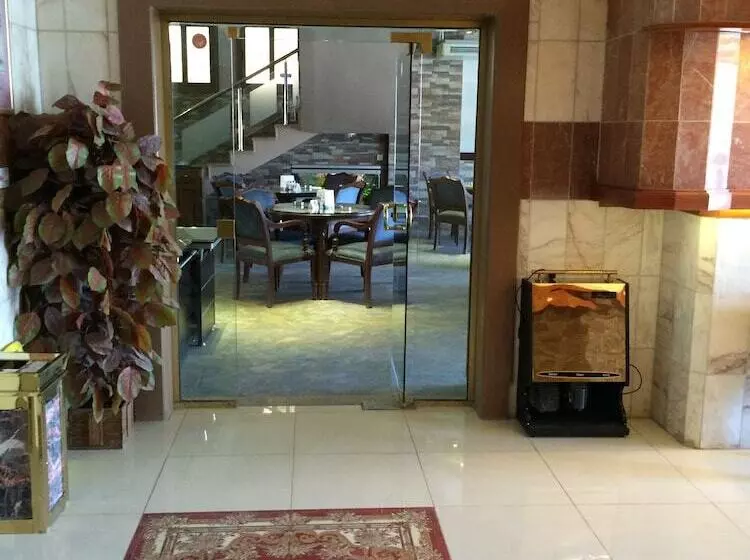 Muomen Hotel Suites