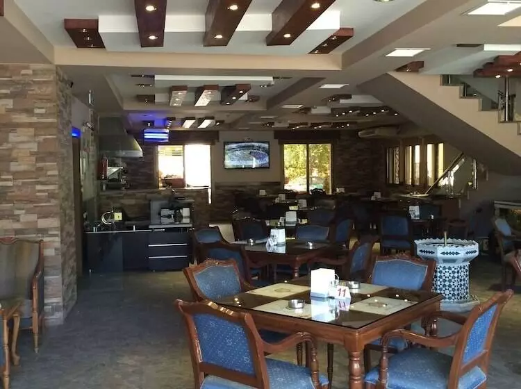Muomen Hotel Suites