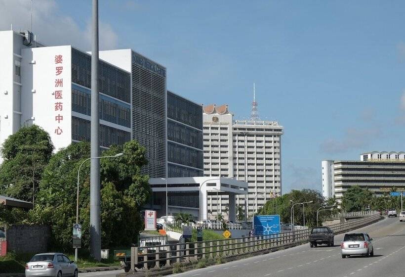 پانسیون Natol Villa  London