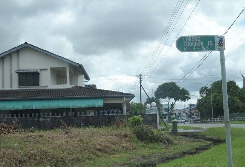 پانسیون Natol Villa  London