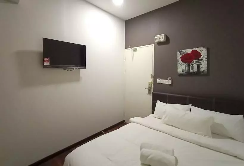 پانسیون Natol Villa  London