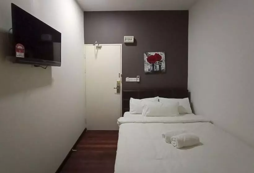 پانسیون Natol Villa  London