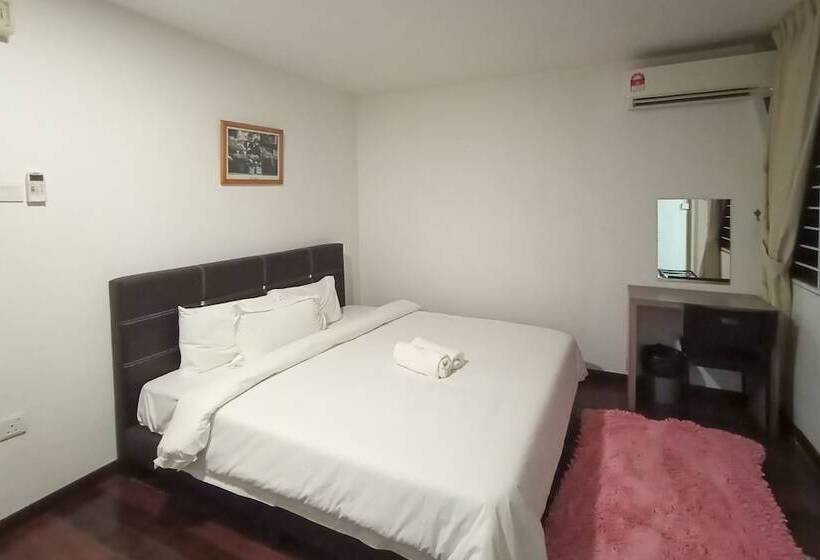 پانسیون Natol Villa  London