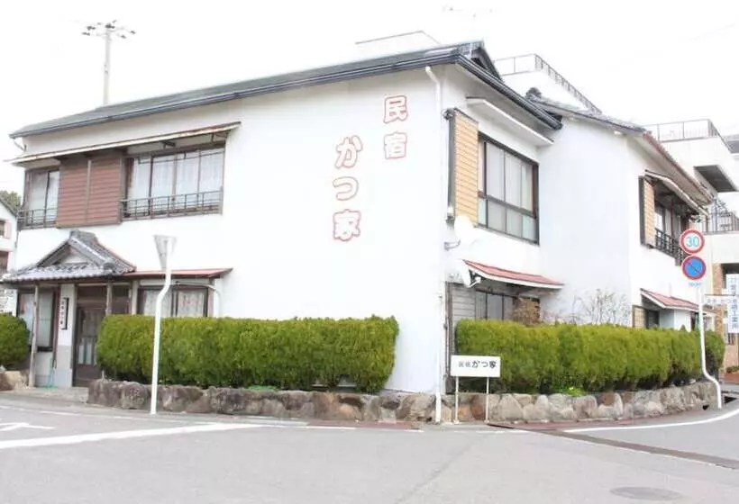 Ryokan Minshuku Katsuya