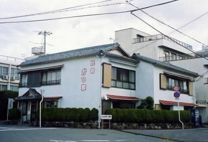 Рёкан Minshuku Katsuya